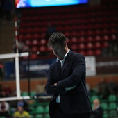 Matteo Battocchio durante una fase iniziale della partita: l'espressione corrucciata denota la sua preoccupazione sull'andamento del match (Foto: Margerita Leone)