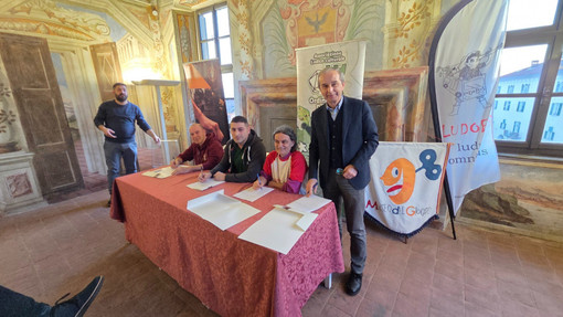 Un momento dell'incontro a Palazzo Mathis per il novo Polo Ludico a Bra