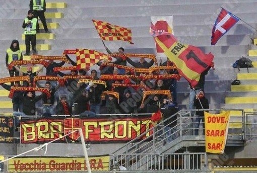 Tifoseria Bra Font al Giuseppe Sivori di Sestri Levante (Credit foto Sport People)