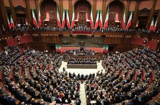 VOLTI E RISVOLTI / Sta emergendo il tentativo della politica di soffocare la partecipazione