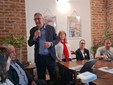 Nelle foto alcuni momenti della serata di presentazione tenuta all'agriturismo Gallina
