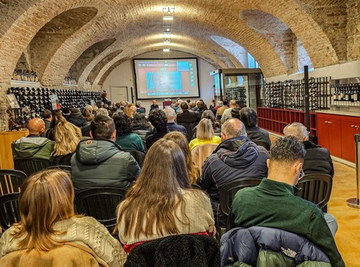 A Barolo “L’annata che verrà”: esperti e produttori raccontano in anteprima il Re dei Vini 2022