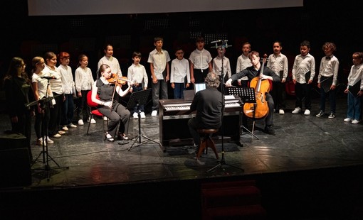 Il Coro di voci bianche del Ghedini cresce: al via la seconda annualità con un nuovo laboratorio per chi vuole iniziare Il Coro di voci bianche del Ghedini cresce: al via la seconda annualità con un nuovo laboratorio per chi vuole iniziare