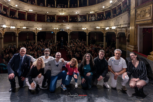 Carrù, il 9 maggio lo spettacolo “Prestazione occasionale”