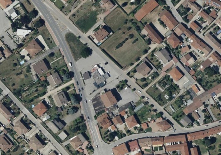 Sanfrè, oltre 500 firme contro il senso unico in via Oscar Milano: i cittadini chiedono un confronto trasparente Sanfrè, oltre 500 firme contro il senso unico in via Oscar Milano: i cittadini chiedono un confronto trasparente