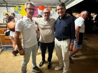 Da sinistra il vicesindaco di Narzole Flavio Curti, il consigliere regionale Daniele Sobrero e il sindaco di Narzole Livio Taricco Da sinistra il vicesindaco di Narzole Flavio Curti, il consigliere regionale Daniele Sobrero e il sindaco di Narzole Livio Taricco
