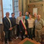 La maggioranza del sindaco Terreno all'insediamento, nel giugno 2024. terzo da sinistra il vicesindaco Ballauri