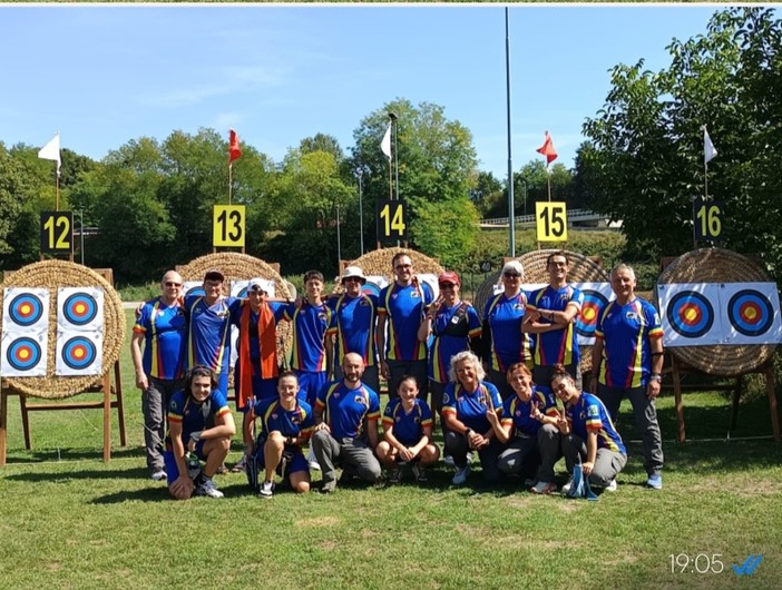 Gli Arcieri dell'Elice chiudono il 2025 con un weekend di podi a Torino: sei medaglie in due giorni