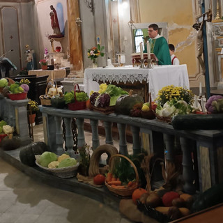 Ceresole d'Alba celebra la Giornata del Ringraziamento: omaggio agli agricoltori