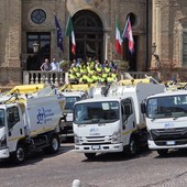 Nel pomeriggio di martedì 23 giugno 2026, davanti alla casa comunale, svelati i nuovi mezzi tecnologicamente all'avanguardia di Str.
