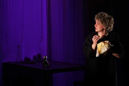 Cortemilia, sabato 24 la tradizione piemontese va in scena con "N'euv 'd doi ross"