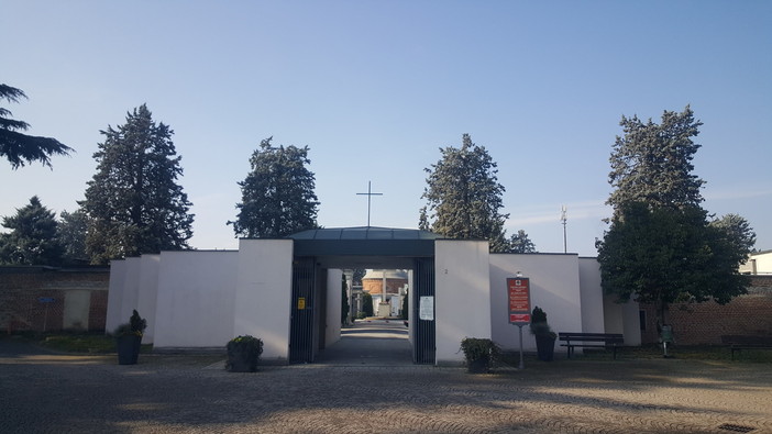 In foto il cimitero urbano di Bra In foto il cimitero urbano di Bra