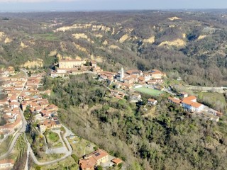 Pocapaglia e le sue rocche