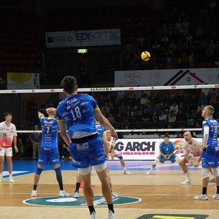 VOLLEY SUPERLEGA / Rivivi gli highlights di Cuneo–Piacenza: una battaglia di emozioni al Palasport [VIDEO]