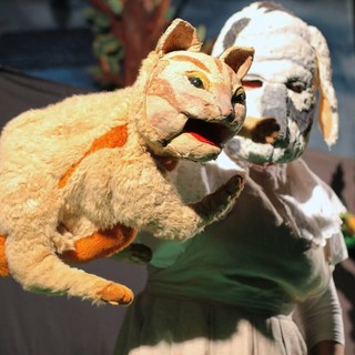 "Codamozza il Gatto", a Piobesi d'Alba il teatro di figura racconta libertà e amicizia