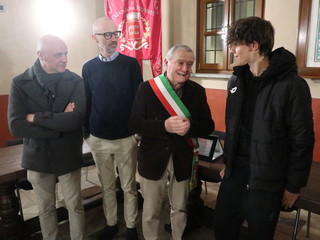 Alcuni momenti della cerimonia tenuta in municipio a Caramagna Alcuni momenti della cerimonia tenuta in municipio a Caramagna