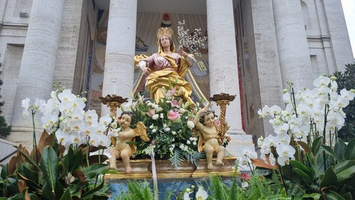 In foto alcuni momenti della festa patronale di Madonna dei Fiori, a Bra