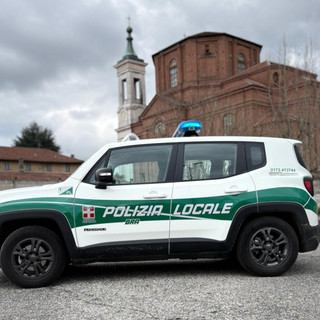 Bra: 50enne minaccia il suicidio, provvidenziale l'intervento della Polizia Locale