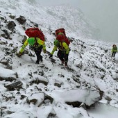 Alcuni momenti dell'intervento di soccorso presso il monte Corno Stella, nel comune di Valdieri: le operazioni hanno coinvolto 118, Soccorso Alpino, Soccorso Alpino della Guardia di Finanza (Sagf) e Vigili del Fuoco Alcuni momenti dell'intervento di soccorso presso il monte Corno Stella, nel comune di Valdieri: le operazioni hanno coinvolto 118, Soccorso Alpino, Soccorso Alpino della Guardia di Finanza (Sagf) e Vigili del Fuoco