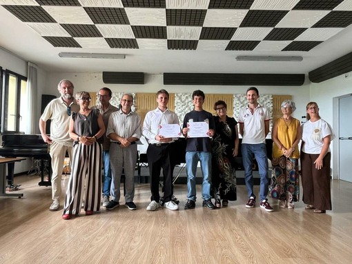 Il Conservatorio Ghedini premia gli studenti di musica degli istituti comprensivi e dei licei musicali della provincia di Cuneo Il Conservatorio Ghedini premia gli studenti di musica degli istituti comprensivi e dei licei musicali della provincia di Cuneo