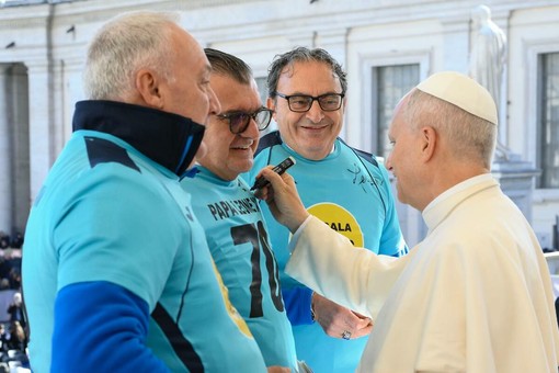 &quot;Regala un Sorriso&quot; in Vaticano: l'associazione piemontese incontra Papa Leone XIV