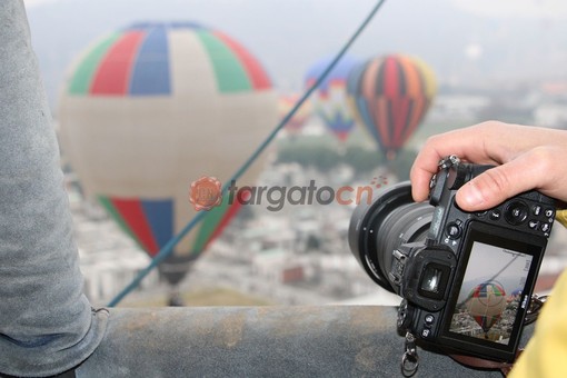 L’Aeronautica Militare al Raduno di Mongolfiere dell’Epifania di Mondovì L’Aeronautica Militare al Raduno di Mongolfiere dell’Epifania di Mondovì