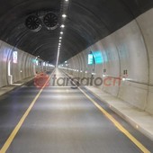 Orari a singhiozzo, semafori e confusione: così, da domani, riapre il tunnel di Tenda