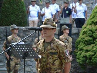 Lettura motivazione della Medaglia d'Oro da parte del figlio, Serg. Gian Mauro Gigli