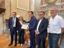 Vent’anni di promozione e passione: "La Morra Eventi e Turismo" premiata dal governatore Cirio