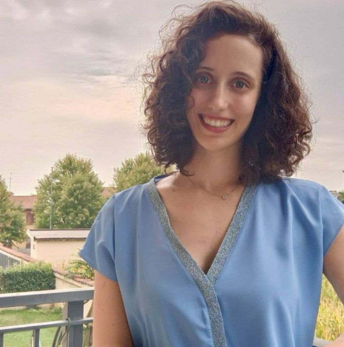Francesca Imberti, autrice con Andrea Lamonica, del libro solidale "Tutta la luce che ho trovato per te" Francesca Imberti, autrice con Andrea Lamonica, del libro solidale "Tutta la luce che ho trovato per te"