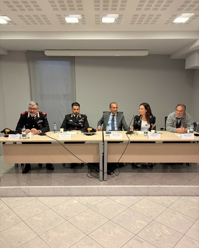 Focus su furti, prevenzione e videosorveglianza in corso Langhe:  commercianti e Carabinieri a confronto ad Alba