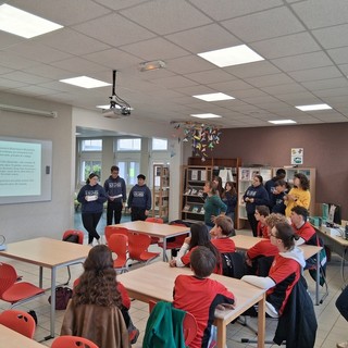 In questi giorni alunni e alunne della classe terza media del plesso di Bossolasco si trovano nel piccolo comune di Saint-James, in Normandia