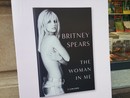 Il Caffè letterario di Bra è pop con “The Woman in Me” di Britney Spears Il Caffè letterario di Bra è pop con “The Woman in Me” di Britney Spears
