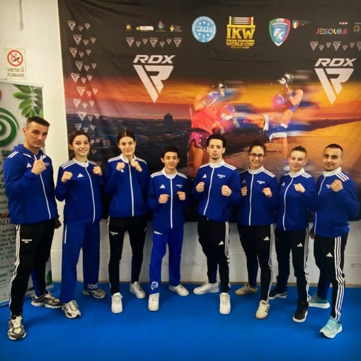 KICKBOXING / Il team Kickstar trionfa alla Coppa del Mondo di Jesolo: due ori, un argento e un bronzo KICKBOXING / Il team Kickstar trionfa alla Coppa del Mondo di Jesolo: due ori, un argento e un bronzo