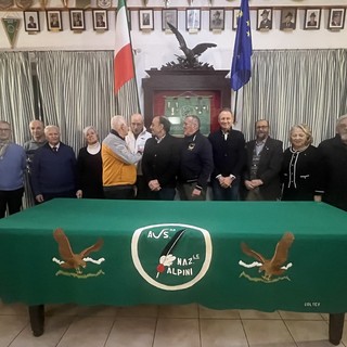 Le associazioni d'arma fanno il punto alla casetta degli alpini