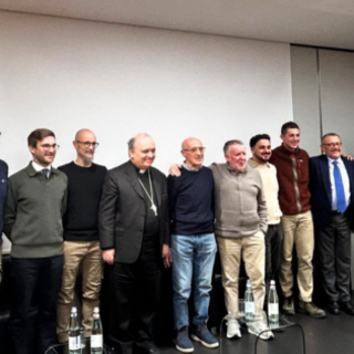 Questa mattina la presentazione dell'iniziativa a Palazzo Banca d'Alba Questa mattina la presentazione dell'iniziativa a Palazzo Banca d'Alba