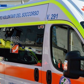 Ancora un incidente tra auto e moto, lo scontro nel Cebano: soccorsi in corso sulla SP 28