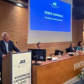 L'intervento del presidente di Confcommercio Carlo Sangalli all'Assemblea annuale di soci e capigruppo dell'ACA
