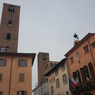 Lavoro povero, se ne parla ad Alba in un convegno