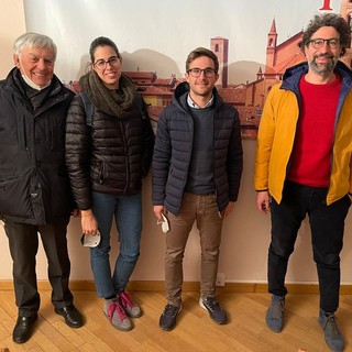 I capo gruppo dell'opposizione consiliare albese: da sinistra, Olindo Cervella, Anna Chiara Cavallotto, Alberto Gatto e Fabio Tripaldi
