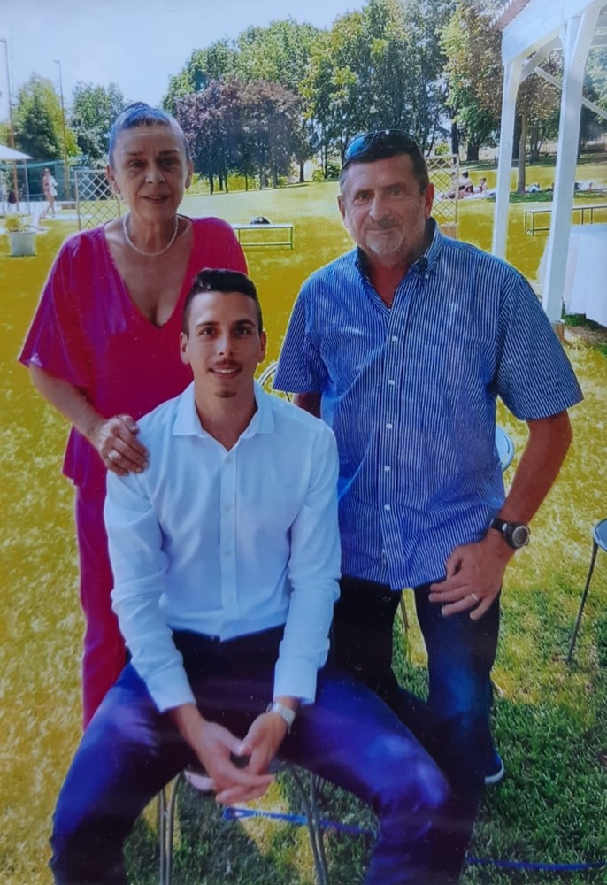 Giancarlo Amprimo con la moglie Fioralba ed il figlio Gianluca.