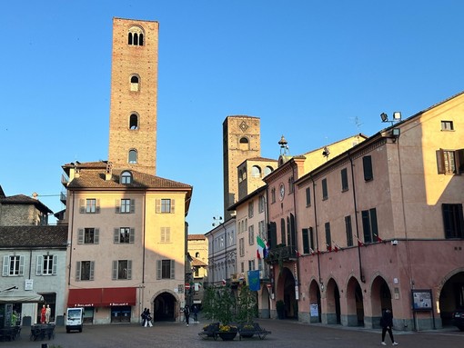 Alba, Sportello Anagrafe: a maggio, giugno e luglio prosegue l’apertura straordinaria il martedì pomeriggio per rinnovo carta d’identità