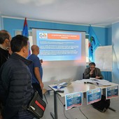 Nelle foto due momenti dell'incontro tenuto ieri, 5 novembre,presso la sede Uil di Cuneo