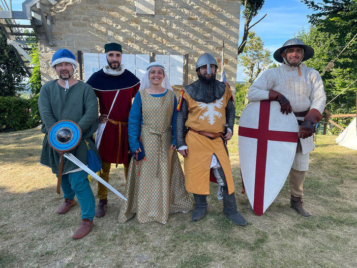 Il Castello di Serralunga riscopre il Medioevo per 24 ore Il Castello di Serralunga riscopre il Medioevo per 24 ore