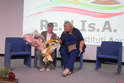 Alba, Antonella Germini alla guida di ReNisA: chiuso il congresso nazionale degli istituti agrari Alba, Antonella Germini alla guida di ReNisA: chiuso il congresso nazionale degli istituti agrari
