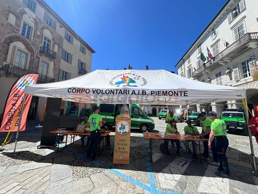 "L'onda verde" degli AIB Piemonte travolge Ceva per il Raduno provinciale
