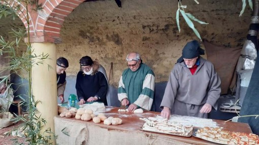 La rappresentazione di antichi mestieri in una passata edizione del presepe vivente di Bandito La rappresentazione di antichi mestieri in una passata edizione del presepe vivente di Bandito