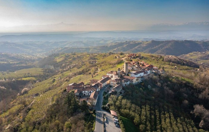 Ad Albaretto della Torre “Corpo attivo, mente serena”: ginnastica dolce per muscoli e cervello Ad Albaretto della Torre “Corpo attivo, mente serena”: ginnastica dolce per muscoli e cervello