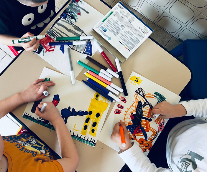 Bra si illumina di blu per la Giornata mondiale dell'autismo: dal musical al Paradriving, un programma di iniziative per l'inclusione