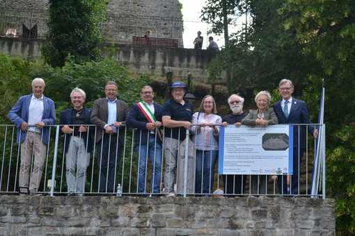 Borgomale inaugura il Parco didattico: scuola e territorio investono sul futuro Borgomale inaugura il Parco didattico: scuola e territorio investono sul futuro